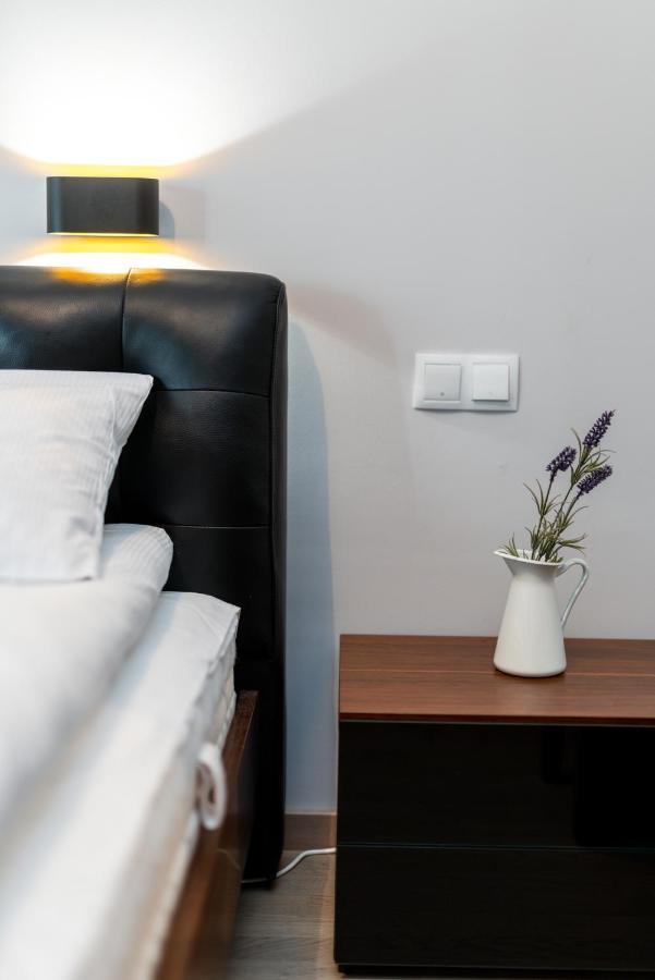 Apartments Poznan Towarowa By Noclegi Renters 외부 사진